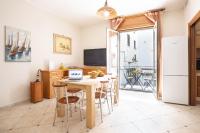 SorrentoVibes - Spacious 3 bedrooms apartment in Sorrento OldTown - Chambres d'hôtes Sorrente