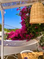 The Summer Pink House - B&B Lachaniá