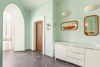 Deribasivska Cozy 4-room Apartment - B&B Odessa