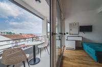 Poseidon Apartments - Bed and Breakfast