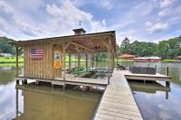 B&B Milledgeville - Lake Sinclair House with Lake Access and Kayaks! - Bed and Breakfast Milledgeville