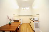 Deluxe Queen Suite