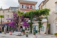Apartment TOP TERRACE - Bed and Breakfast Podgora