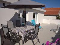 Dandy - Ferienwohnung Povljana