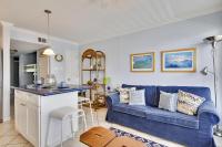 Seascape 1120 Condo - B&B Galveston