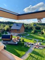 Dolina Bella - ogrzewany domek z balią, sauną i kominkiem w sercu Kaszub - B&B Gołubie