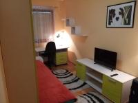 Brown Apartment - Niš Center - Bed and Breakfast
