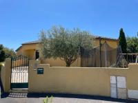 Chambre indépendante 25 m2 au calme avec piscine et terrain de pétanque - B&B