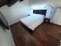 Deluxe Double Room with Shower