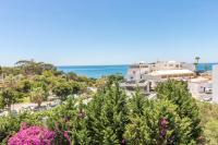 #063 Beach Apartment Steps from Ocean - B&B Albufeira