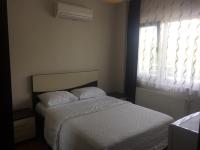 Dreibettzimmer mit eigenem Bad
