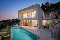 Villa Adria View with Heated Pool II - B&B