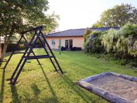 Ferienhaus Am Anger - B&B Gustow