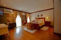 Queen Room with Pool View