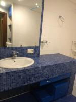 Levoberezhnaya metro station, exhibition center - B&B Kyiv