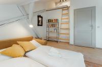 Loft Suite with Balcony and Mini-Maisonette