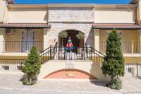 Villa Konstantina - B&B Petrití