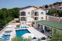 Villa Vires - Bed and Breakfast