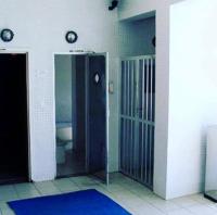 Apto com piscinas, sacada Gourmet, 2 gar, 50 mts da praia - B&B Guarujá