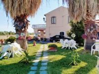 Villa Laura Apartment - B&B Giardini-Naxos