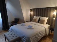 Kamer met Queensize Bed en Uitzicht op de Tuin