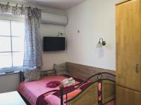 Apartment with Garden View