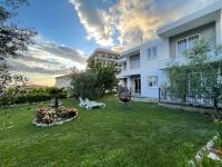 B&B Dobra Voda - Sea Garden Apartments - Bed and Breakfast Dobra Voda