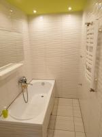 Single Room with Shared Bathroom