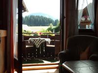 One-Bedroom Apartment with Balcony