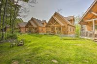 Resort Cabin with Fire Pit Golf, Hike and Play! - B&B Rothbury
