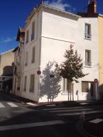Nouveau : hyper centre de vichy T1 Bis charmant - B&B