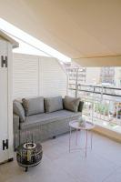 Loutraki Pinky Pearl - B&B Loutraki