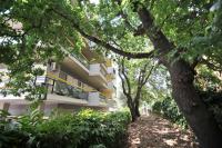 Sole & Querce Apartments- Bike Friendly with garage - Chambres d’hôtes