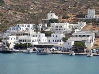 Yacht Front Studio - Back Yard - No 7 - Bed and Breakfast Ios Chora