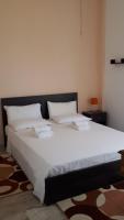 One-Bedroom Standard Apartment