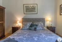 Queen Room with Pool View