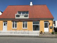 Havnevej 18, stuen, Ballen - Bed and Breakfast