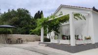 Kuća za odmor Bebić, Kremena - Chambres d’hôtes