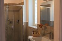 Appartement met Uitzicht op het Zwembad 