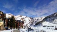 Giomein Elegant Blue House Cervinia - B&B
