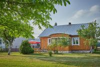ROZTOCZE Wiejski Domek - B&B