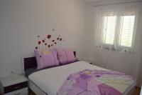 Appartamento con 2 Camere da Letto e Balcone
