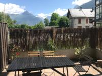 B&B Le Bourg-d'Oisans - Bourg d'Oisans centre - Résidence La Meije - idéal pour cyclistes et randonneurs ! - Bed and Breakfast Le Bourg-d'Oisans