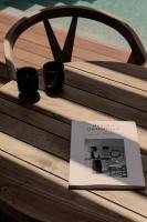 Relax Pool Suite - Seafront