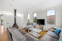 Six Bedroom Holiday Home