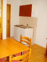 Apartamento de 1 dormitorio con balcón