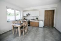 Apartment mit Terrasse