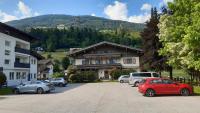 Gästehaus Bräuer - B&B Neukirchen am Großvenediger