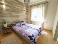 Two-Bedroom Apartment with Sauna - Alma