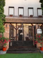 Locomotiv Vendégház - B&B